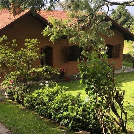 Casa Das Glicinias Perto Do Centro Villa Monte Verde  Eksteriør bilde