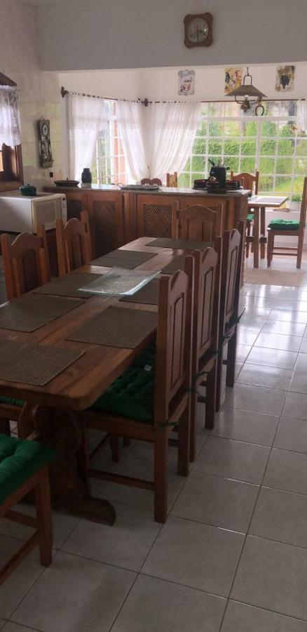 Casa Das Glicinias Perto Do Centro Villa Monte Verde  Eksteriør bilde