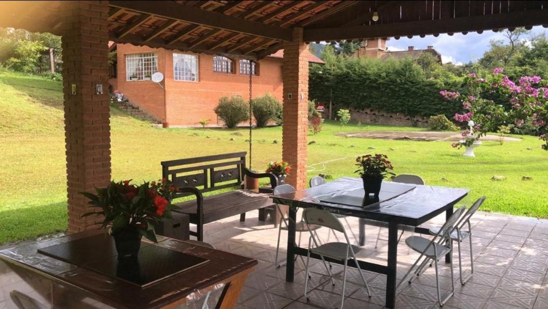 Casa Das Glicinias Perto Do Centro Villa Monte Verde  Eksteriør bilde