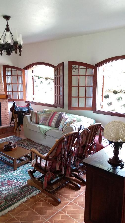 Casa Das Glicinias Perto Do Centro Villa Monte Verde  Eksteriør bilde