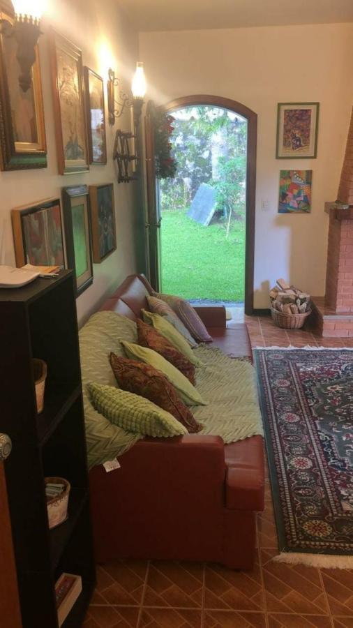 Casa Das Glicinias Perto Do Centro Villa Monte Verde  Eksteriør bilde