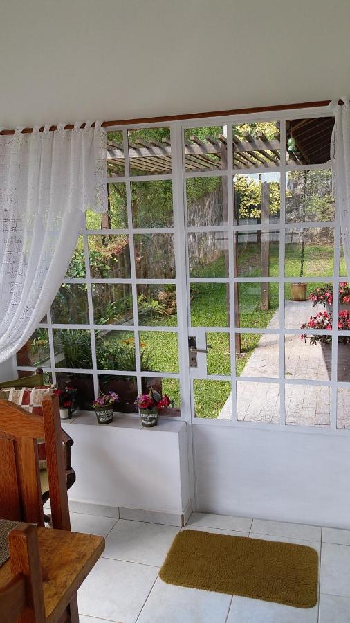Casa Das Glicinias Perto Do Centro Villa Monte Verde  Eksteriør bilde