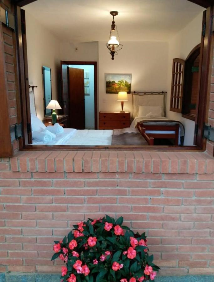 Casa Das Glicinias Perto Do Centro Villa Monte Verde  Eksteriør bilde